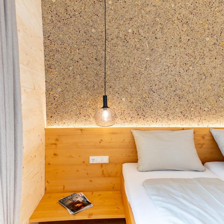 Berghotel Wald&Wiesn - Doppelzimmer mit Balkon - 17