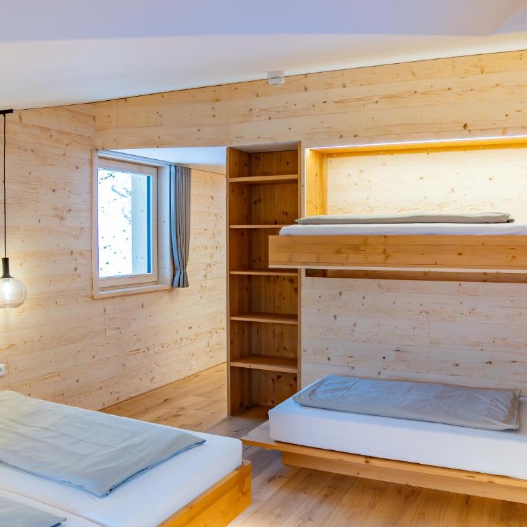 Berghotel Wald&Wiesn - Premium Vierbettzimmer - 10