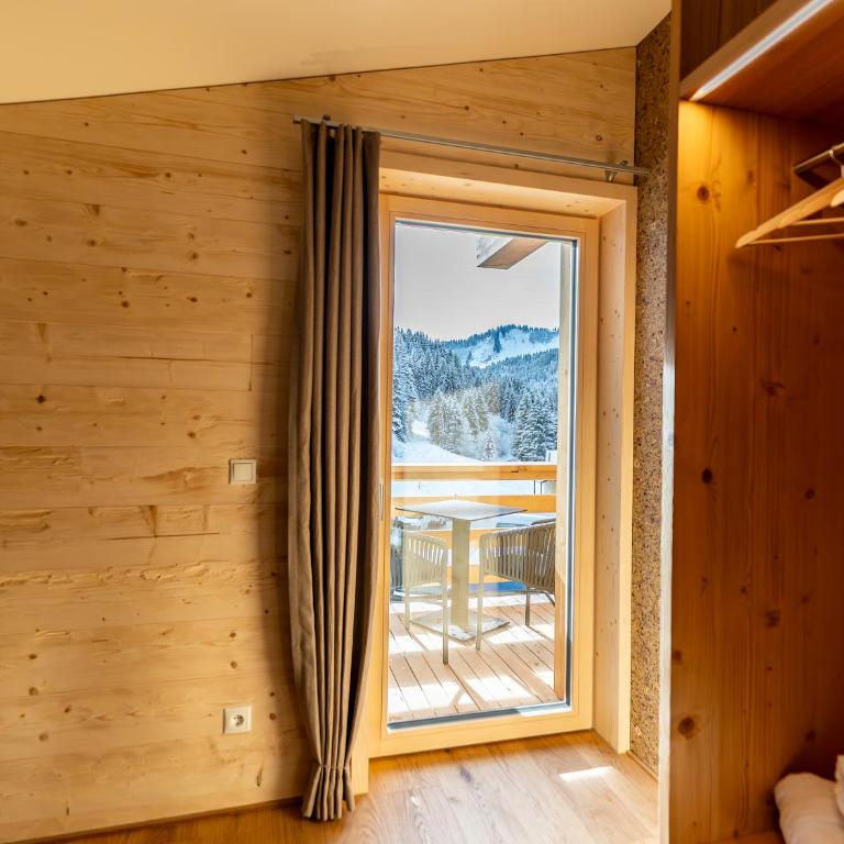 Berghotel Wald&Wiesn - Doppelzimmer mit Balkon - 15
