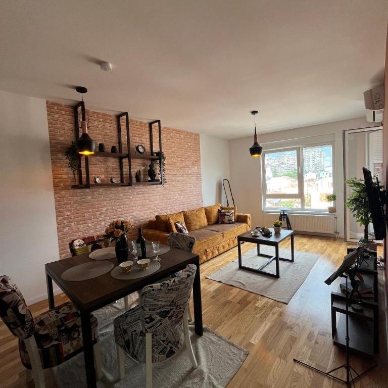 Lux apartment 8, center, free parking - One-Bedroom Apartment - 2