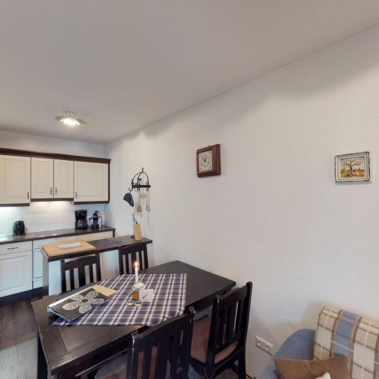 Apartment Kärntnerhaus I - Apartment mit 2 Schlafzimmern und Balkon - 1