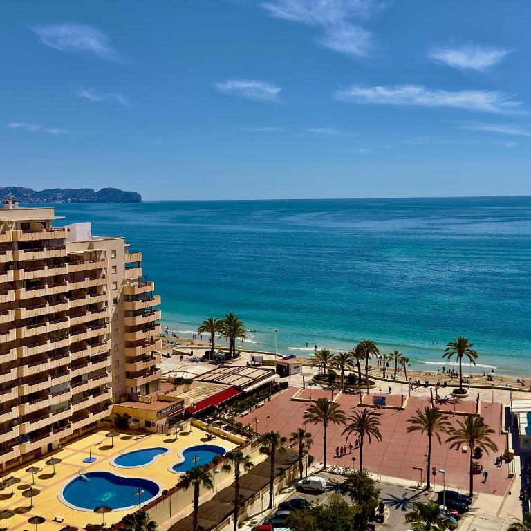APOLO17 E37, 3 dormitorios - Three-Bedroom Apartment - 28