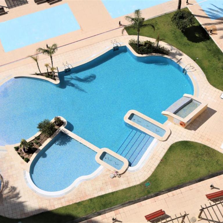 APOLO17 E37, 3 dormitorios - Three-Bedroom Apartment - 38
