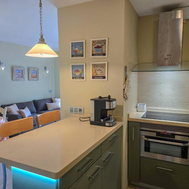 Happy Moments in Los Cristianos by HelloApartments - Apartamento Familiar de 2 dormitorios - 6