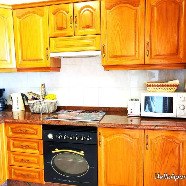 Sun Terrace Los Cristianos by HelloApartments - Apartamento Dúplex - 7