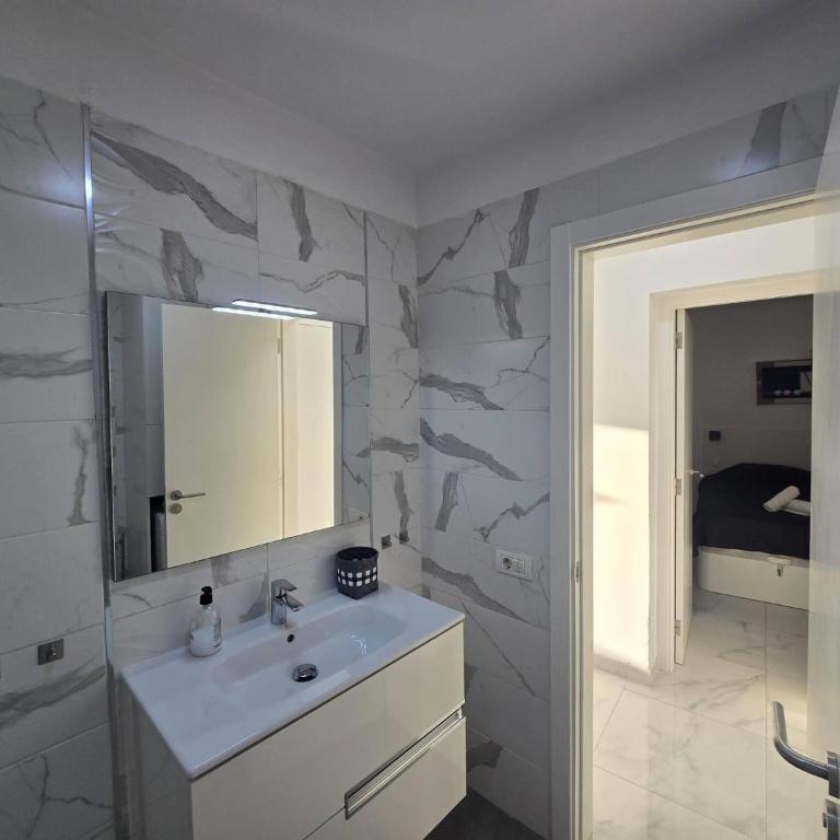 Aqua Sun Los Geranios by HelloApartments - Apartamento de 2 dormitorios - 20