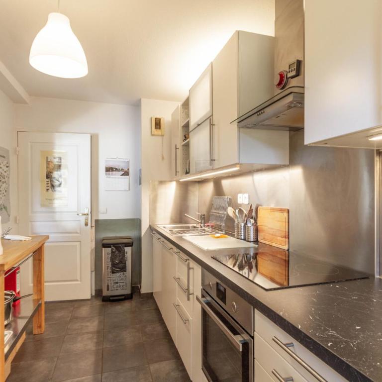 Les Galets - Duplex avec jardin - 2 chambres et bureau - Appartement 2 Chambres - Vue sur Jardin - 12