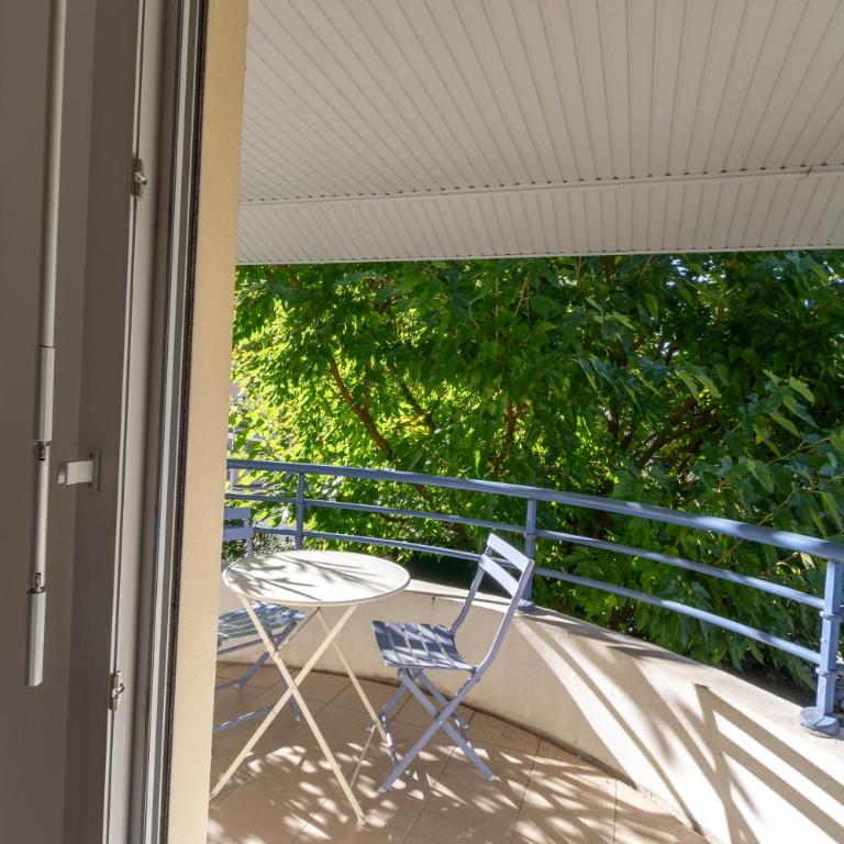 Les Galets - Duplex avec jardin - 2 chambres et bureau - Appartement 2 Chambres - Vue sur Jardin - 26