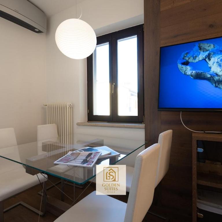 GoldenSuitesItaly Piazza Duomo Luxury Apartment 3 - Two-Bedroom Apartment - 9