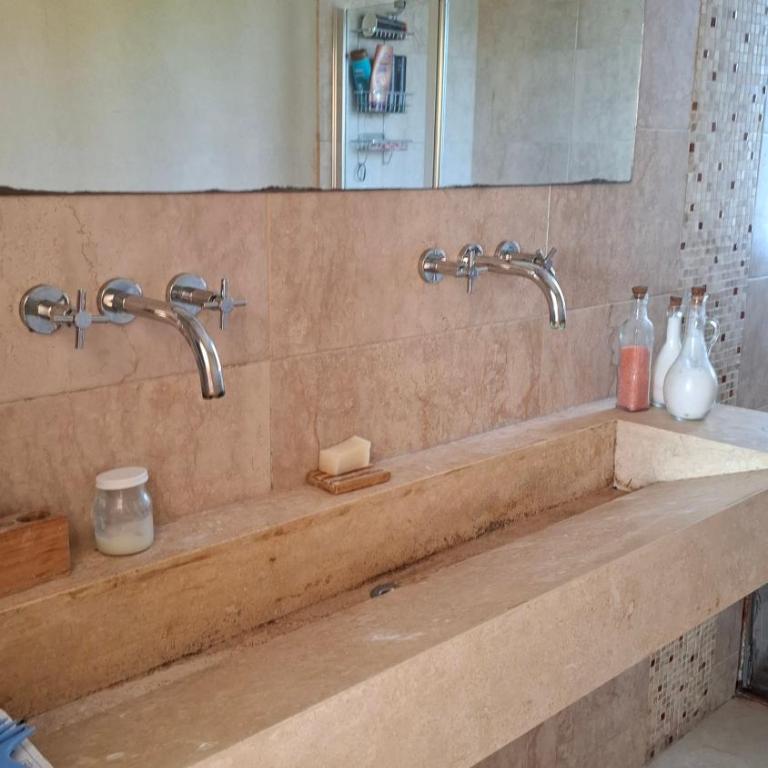 Casa con Pileta Los Arces Pilar - Three-Bedroom House - 22