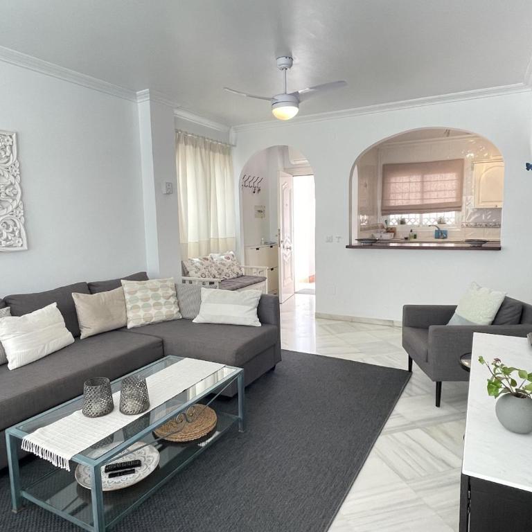 Miramar Nerja - Apartment near Burriana beach with pool - Apartamento de 3 dormitorios - 3