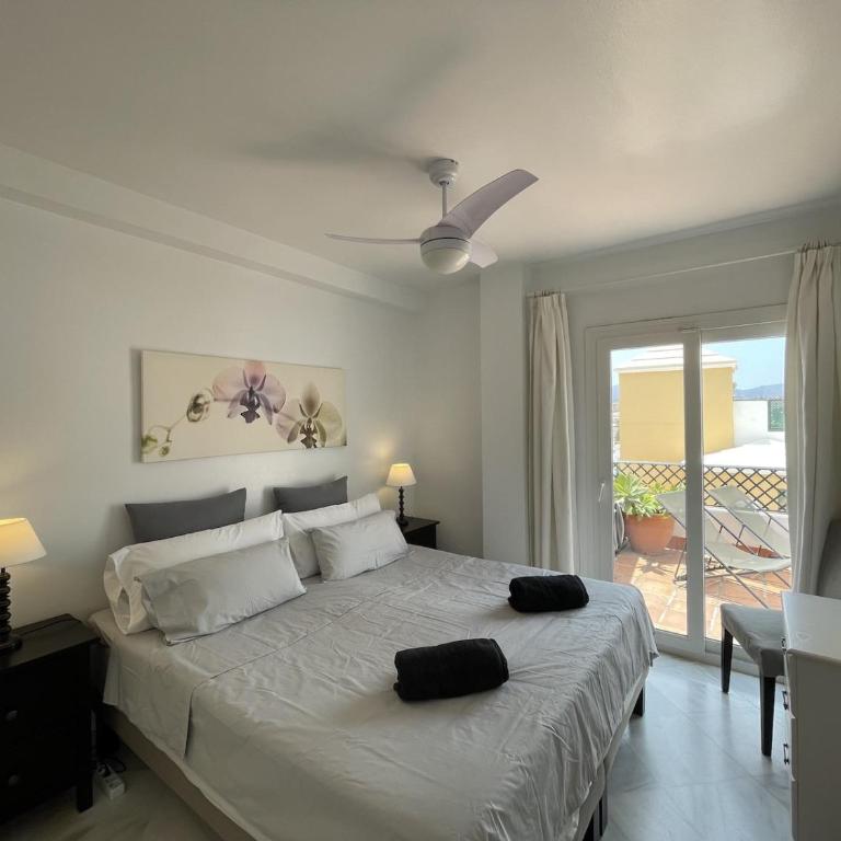Miramar Nerja - Apartment near Burriana beach with pool - Apartamento de 3 dormitorios - 9