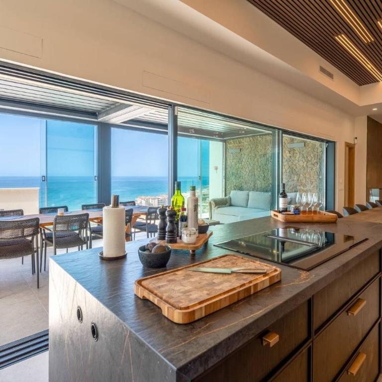 Luxury House Mirador Calaceite Torrox Costa, with Private Pool Jacuzzi and Wellness - Villa Deluxe - 1