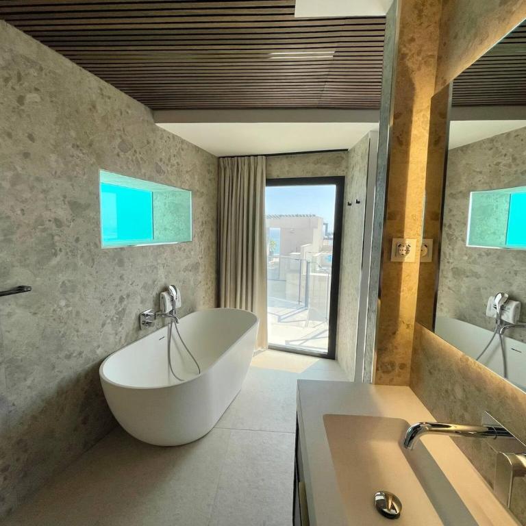 Luxury House Mirador Calaceite Torrox Costa, with Private Pool Jacuzzi and Wellness - Villa Deluxe - 52