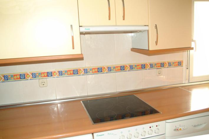 Apartamento Aluche con parking gratuito - Two-Bedroom Apartment - 34