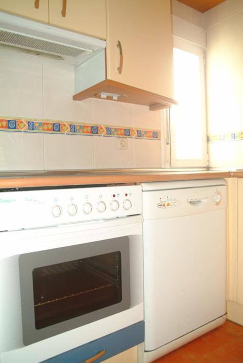 Apartamento Aluche con parking gratuito - Two-Bedroom Apartment - 38