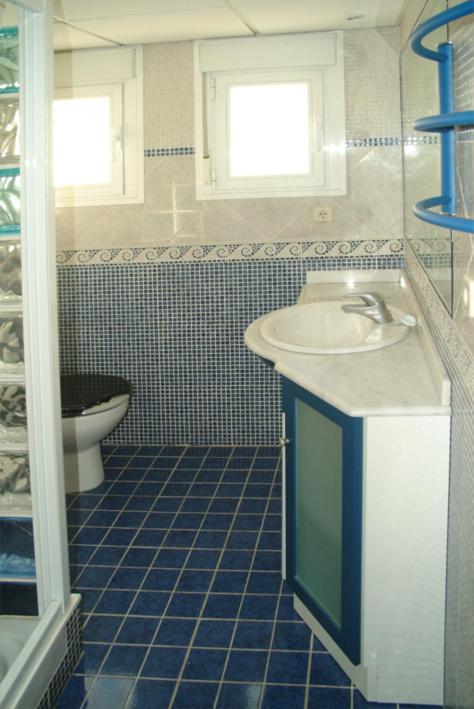Apartamento Aluche con parking gratuito - Two-Bedroom Apartment - 39