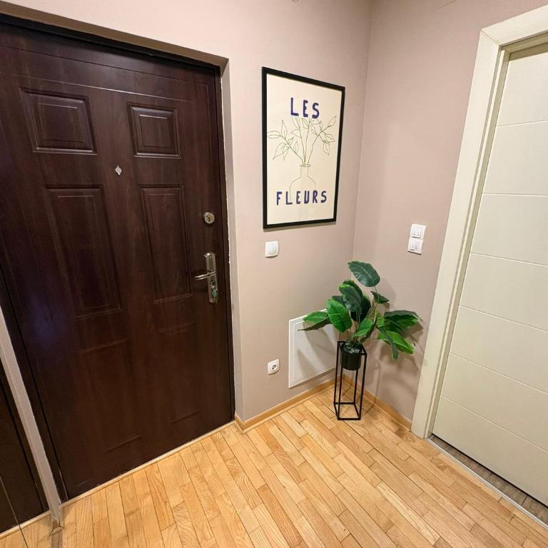 NAR Royalton Apartment #01 Free Parking - One-Bedroom Apartment - 6