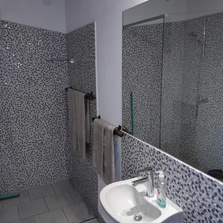 Casa Stiller - One-Bedroom Apartment - 2