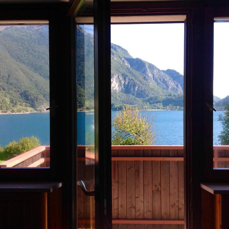 Serena Charme Green Holiday - Two-Bedroom Apartment with Lake View - 6