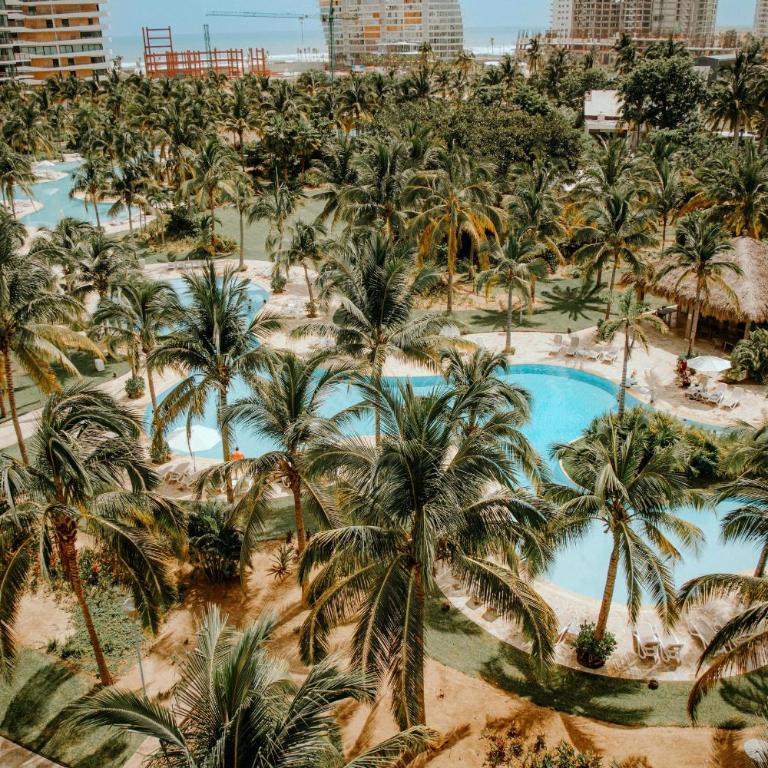 3 Bedrooms with huge Terrace in La Isla Acapulco - Apartamento de 3 dormitorios - 67