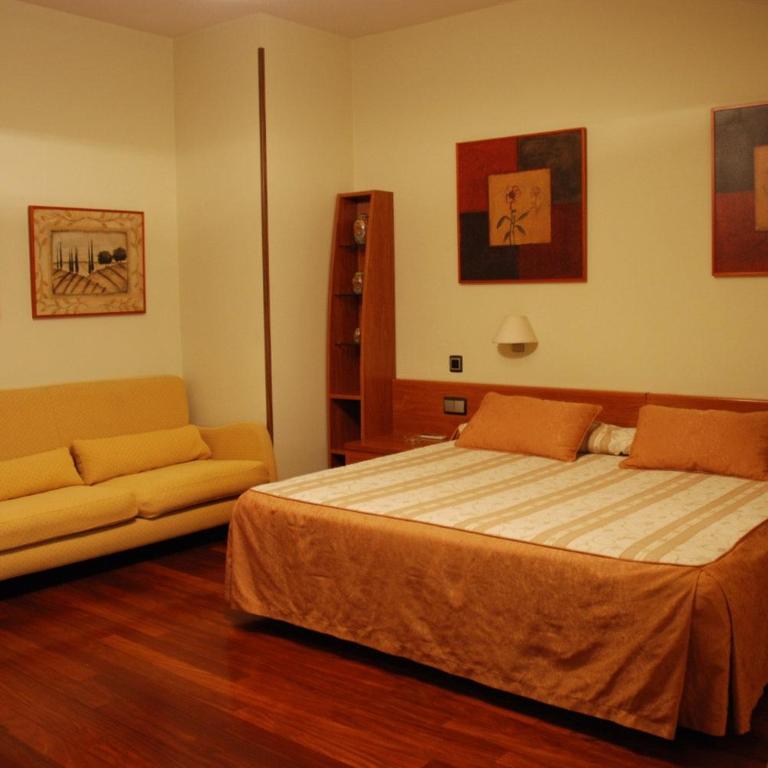 Hostal Los 5 Pinos - Junior Suite - 2