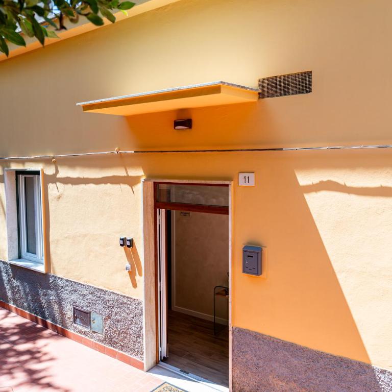 CIVICO 11 PERUGIA Accogliente trilocale per 4 persone con 2 bagni e posto auto riservato - Appartamento con 2 Camere da Letto - 1