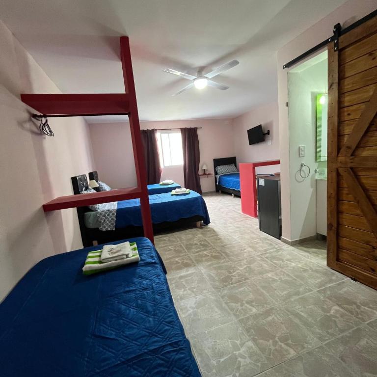 Hotel Complejo Del Carmen San Bernardo - Quadruple Room with Private Bathroom - 2
