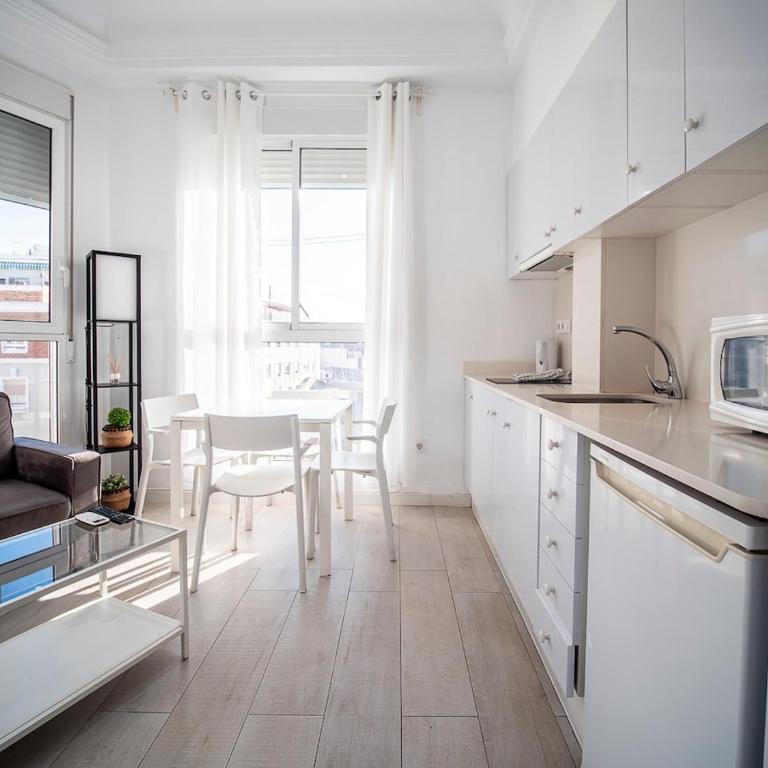 Apartment Ruzafa Market 9C - One-Bedroom Apartment - 6