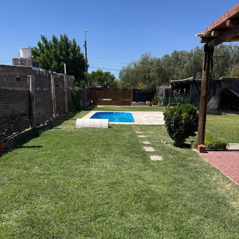 Osvaldo Day Cabin with Pool - One-Bedroom House - 8