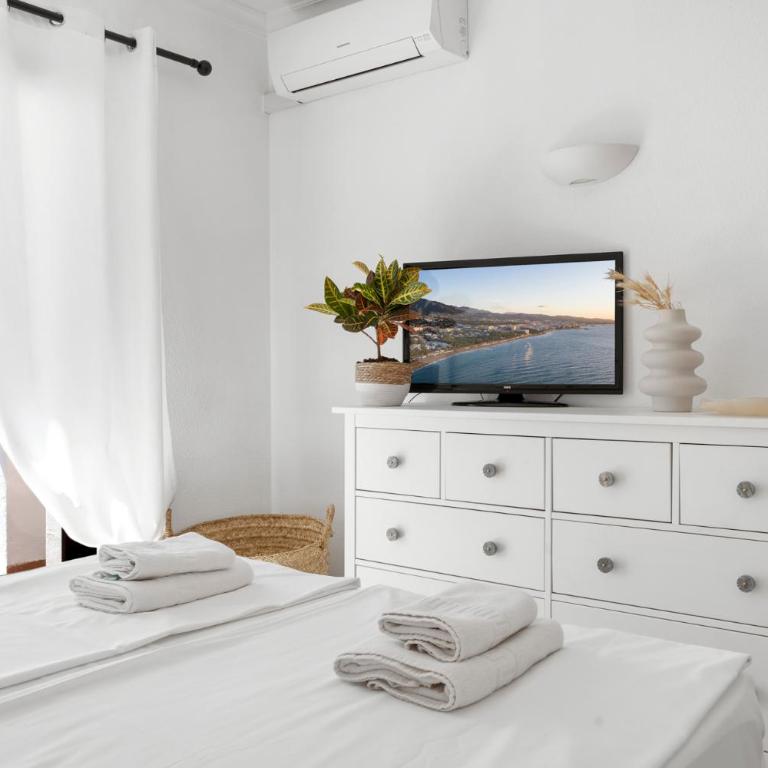 Modern Terrace apt by Costarentals - Ref 123 - Apartamento de 2 dormitorios - 12