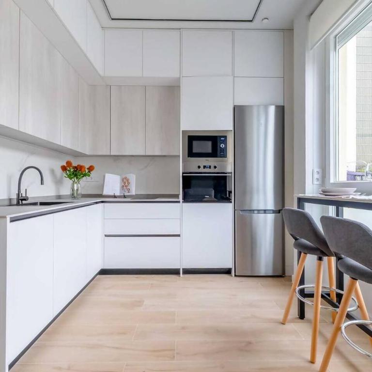 Apartamento 3 - Acogedor en Castellana - 4 Torres - Two-Bedroom Apartment - 6