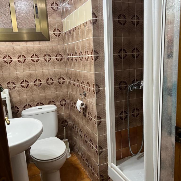 Private Double Room in Shared Apartment - One-Bedroom Apartment - 6
