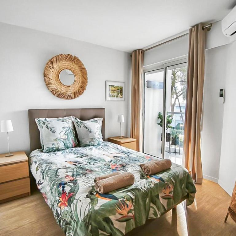 Appart moderne, piscine, parking proche des plages - Apartamento de 2 dormitorios con balcón - 30