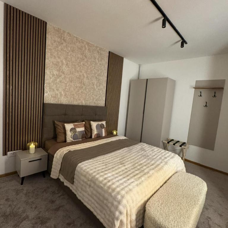 SpaNish FoROOM 1 - One-Bedroom Apartment - 28