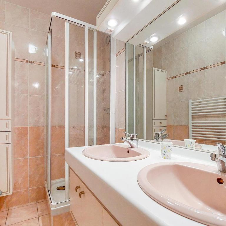 2 Bedroom Amazing Apartment In Royan - Appartement 2 Chambres - 11