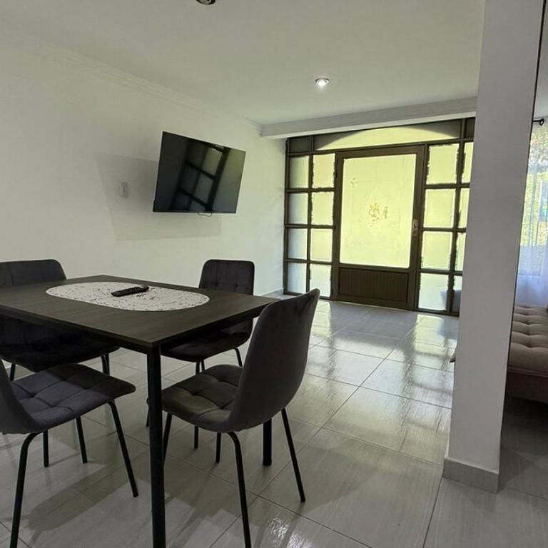 Apartment 5 minutes from the airport, stadium and Unicentro - Two-Bedroom Apartment - 1