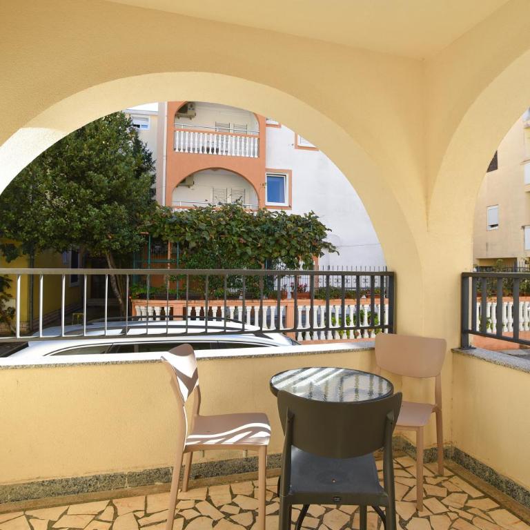 Apartmani Resna Budva - Apartman s 1 Spavaćom Sobom i Terasom - 3