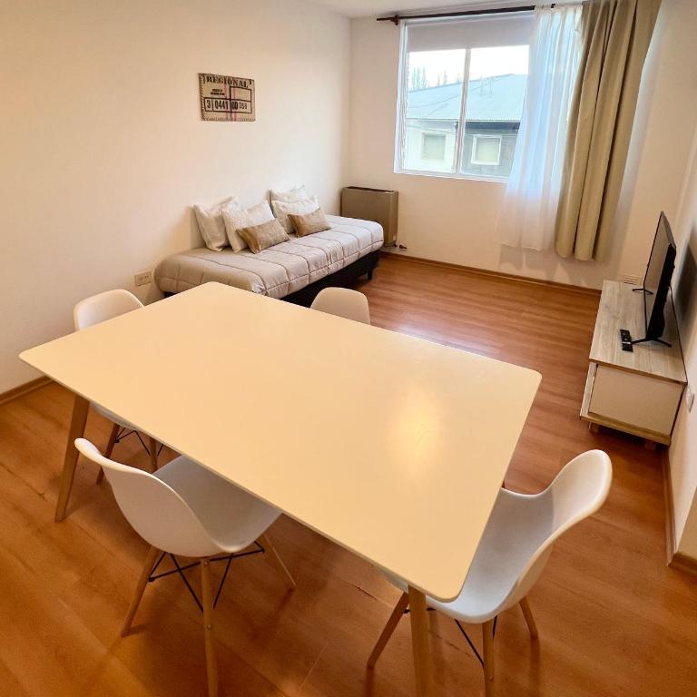Amplio departamento renovado en el centro de la ciudad - Apartamento de 2 dormitorios - 5