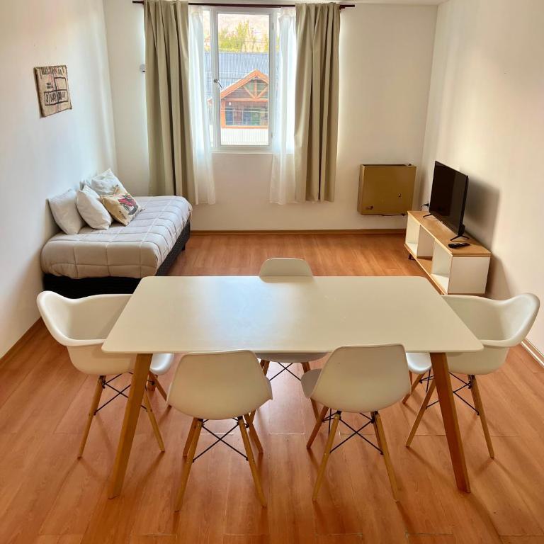 Amplio departamento renovado en el centro de la ciudad - Apartamento de 2 dormitorios - 10