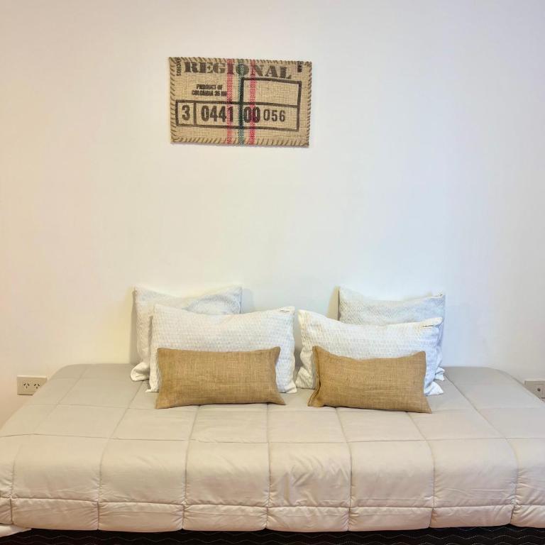 Amplio departamento renovado en el centro de la ciudad - Apartamento de 2 dormitorios - 8