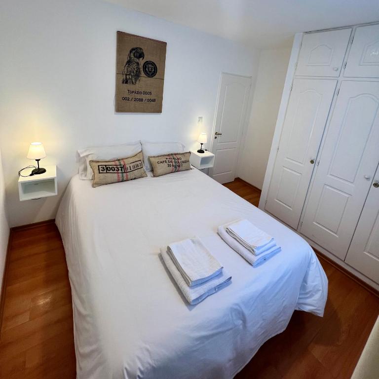 Amplio departamento renovado en el centro de la ciudad - Apartamento de 2 dormitorios - 16