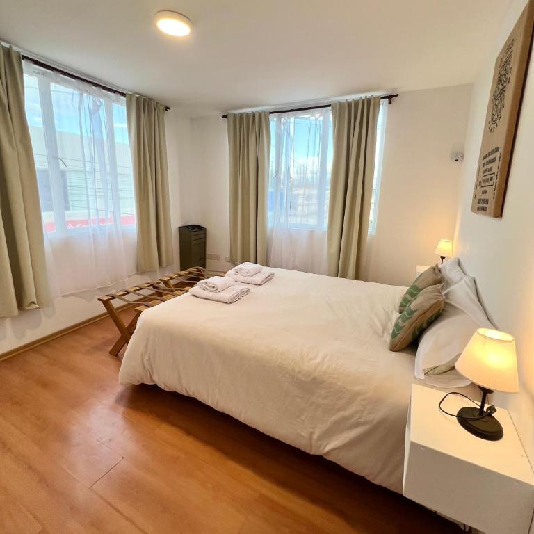 Amplio departamento renovado en el centro de la ciudad - Apartamento de 2 dormitorios - 19