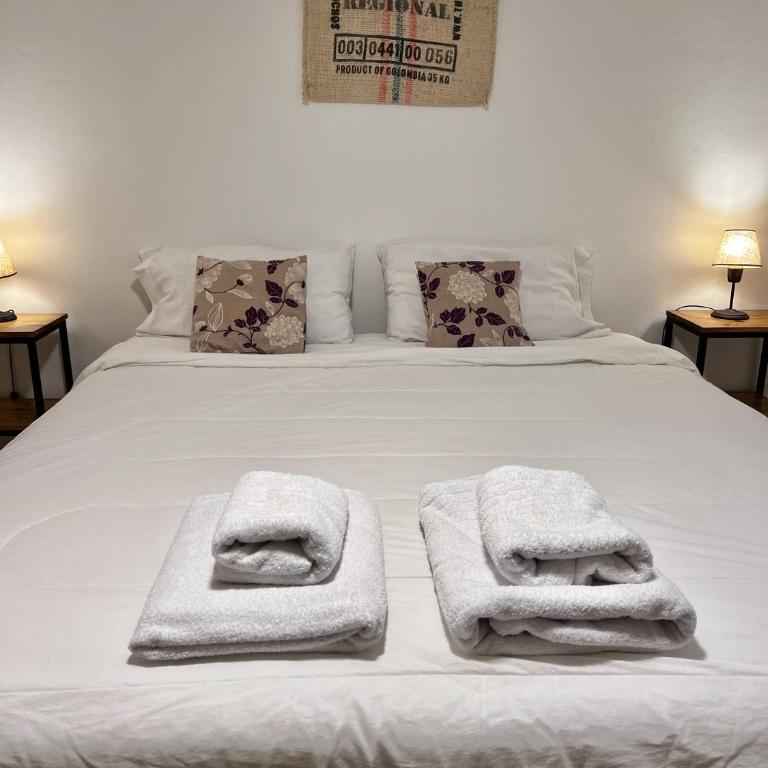 Amplio departamento renovado en el centro de la ciudad - Apartamento de 2 dormitorios - 23