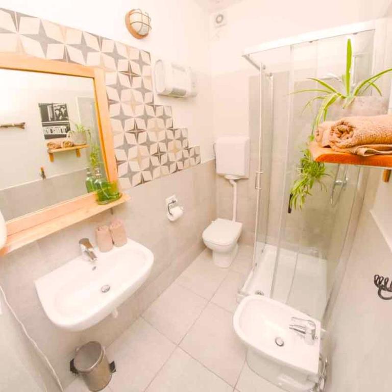 B&B La Volpina - Camera Quadrupla con Bagno Privato Esterno - 34