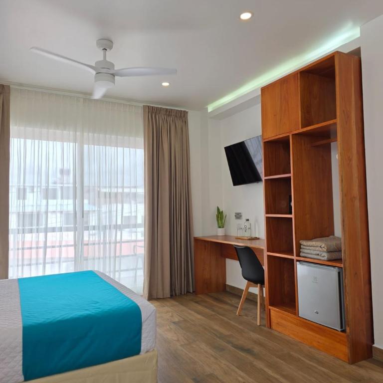 CASA GALAPAGOS by Hostal Fragata - Double Room with Private Bathroom - 6