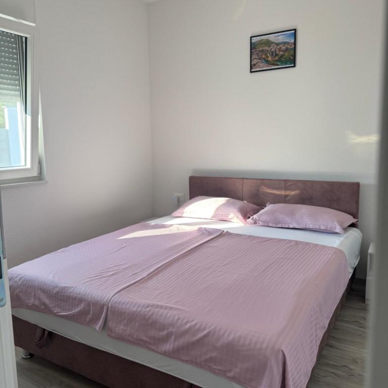 Hubby Resort - Two-Bedroom House - 3