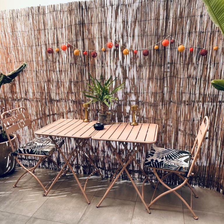 Studio Cocooning avec terrasse au calme Quartier Les Musiciens Mer à 7 minutes à pieds - Appartement 1 Chambre - 17