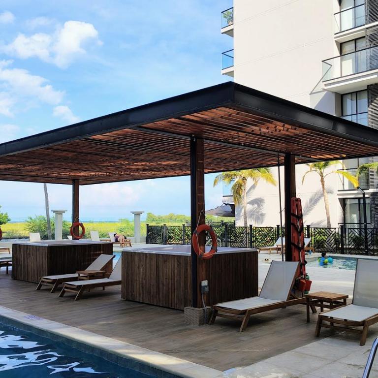 Apartamento con suite y encanto costero - Three-Bedroom Apartment - 30