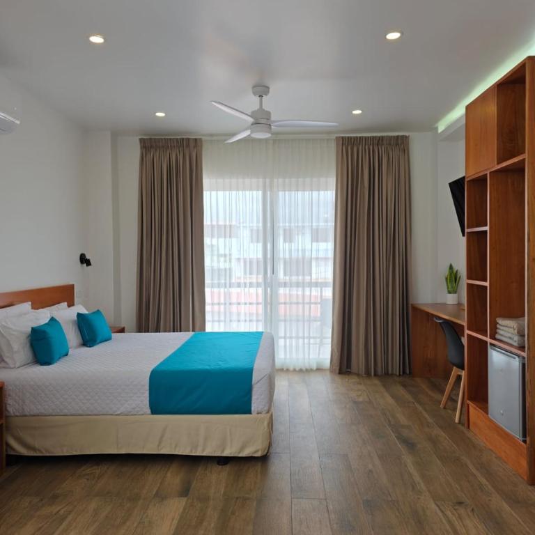 CASA GALAPAGOS by Hostal Fragata - Double Room with Private Bathroom - 5